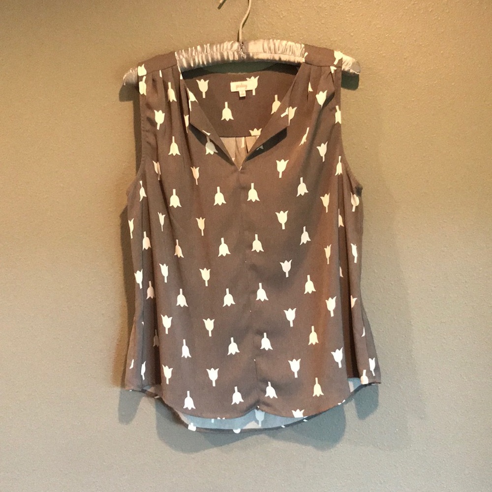 Grey Sleeveless Top with White Tulips